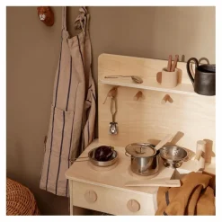 Ferm Living Kids Accessoires de cuisine à jouer - Set de 9| Cuisines, Marchandes