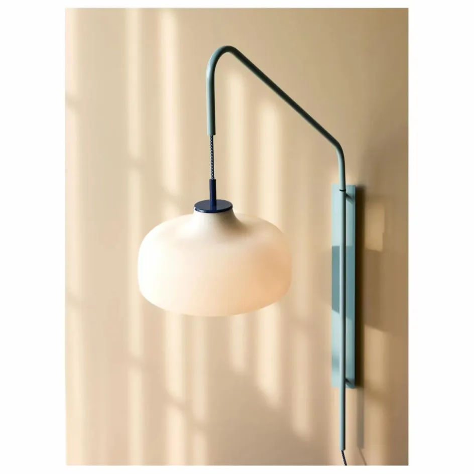 New Applique Current | Luminaires