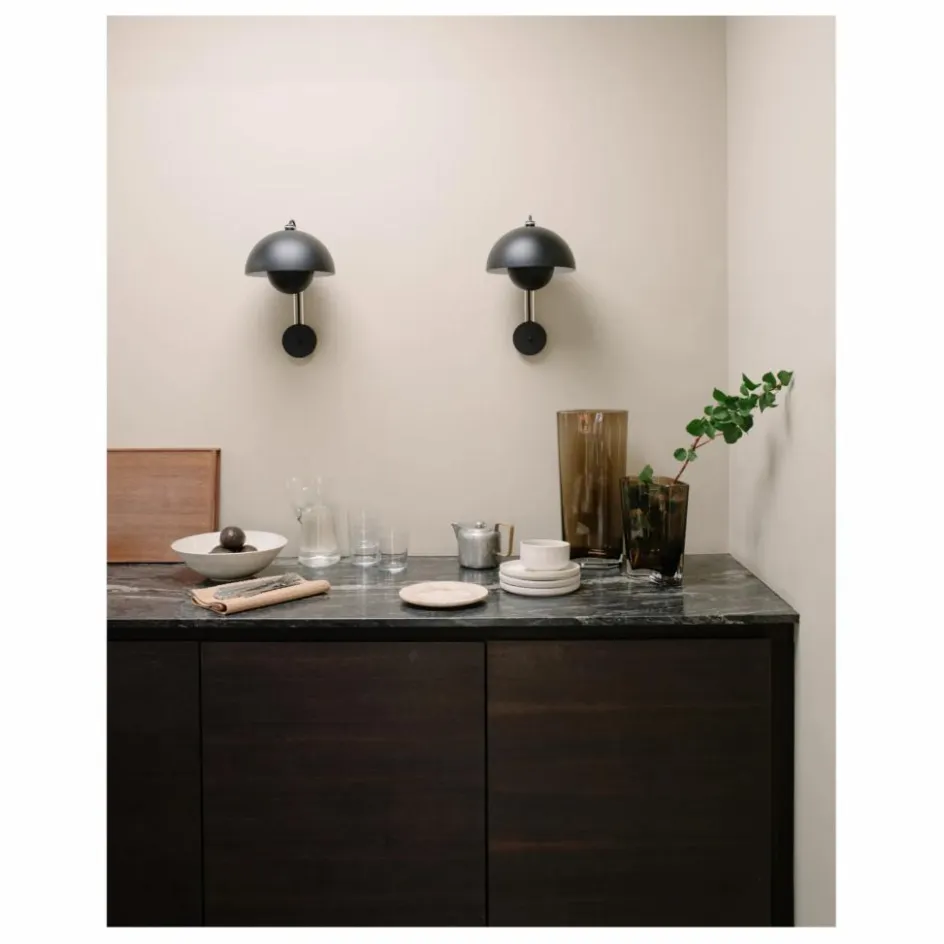 & Tradition Luminaires*Applique Flowerpot VP8 |