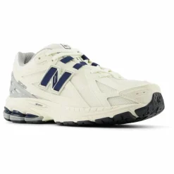 New Balance Baskets*Baskets Lacets 1906 |