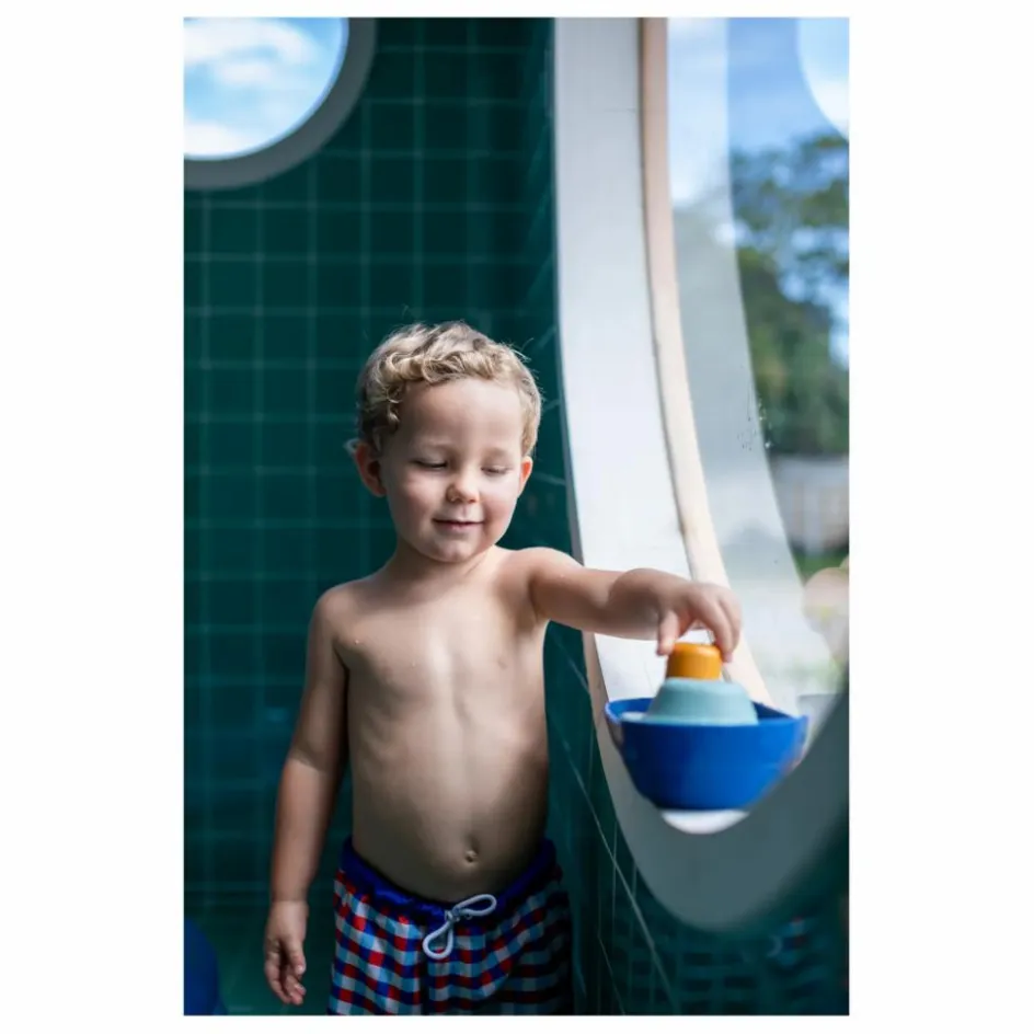 New Plan Toys Bateau en caoutchouc naturel Multicolore