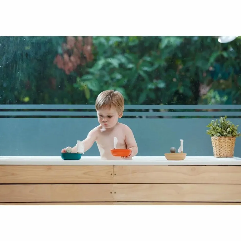 Plan Toys Bateau Pingouin flottant sur l'eau| Jouets D'Éveil