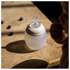 Elhée Biberons|Puériculture*Biberon en silicone médical et tétine physiologique |