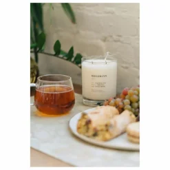Brooklyn Candle Studio Bougie Escapist Brooklyn - 370 g|Homme Bougies, Senteurs|Bougies, Senteurs