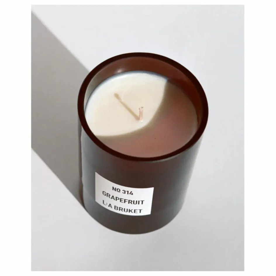 Hot L:A BRUKET Bougie parfumée Grapefruit - 260g | Non teinté