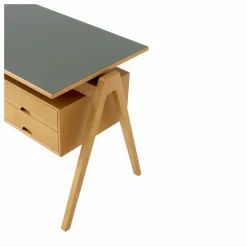 & Tradition Tables, Bureaux*Bureau Daystack RD3, Robin Day |