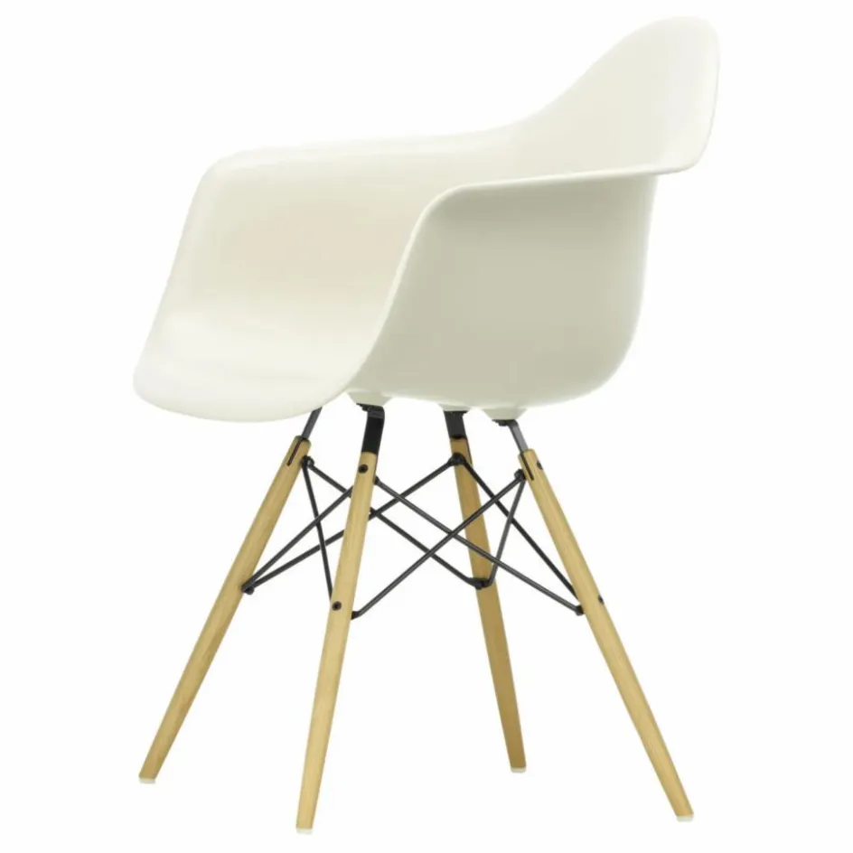 New Chaise DAW - piétement érable - Charles & Ray Eames | Chaises, Tabourets, Bancs