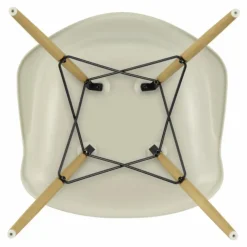 New Chaise DAW - piétement érable - Charles & Ray Eames | Chaises, Tabourets, Bancs