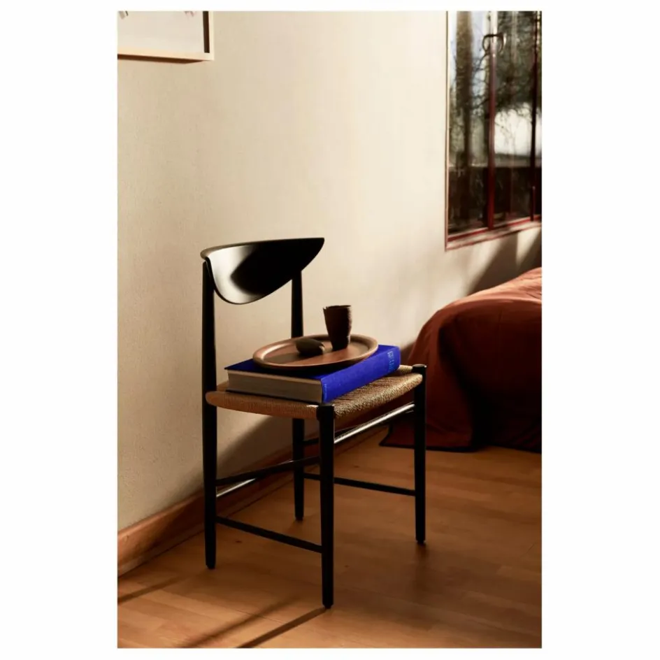 & Tradition Chaise Drawn HM3 en bois | Chêne noir