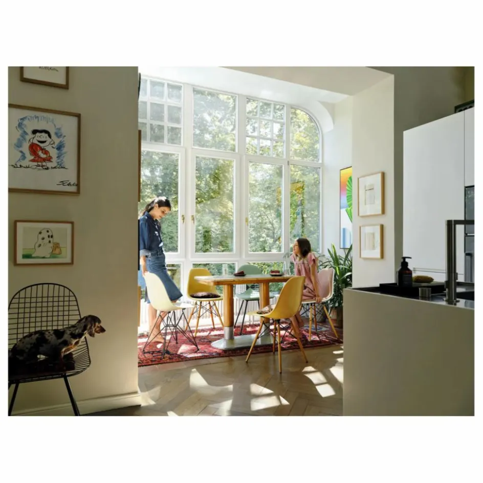 Vitra Chaises, Tabourets, Bancs*Chaise DSW plastic - piètement érable - Charles & Ray Eames |