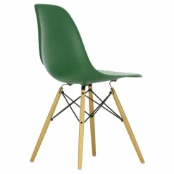 Vitra Chaises, Tabourets, Bancs*Chaise DSW plastic - piètement érable - Charles & Ray Eames |