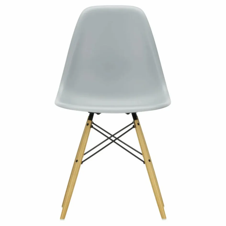 Sale Chaise DSW plastic - piètement érable - Charles & Ray Eames | Chaises, Tabourets, Bancs