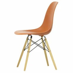 Clearance Vitra Chaise DSW plastic - piètement érable - Charles & Ray Eames | Orange Rouille
