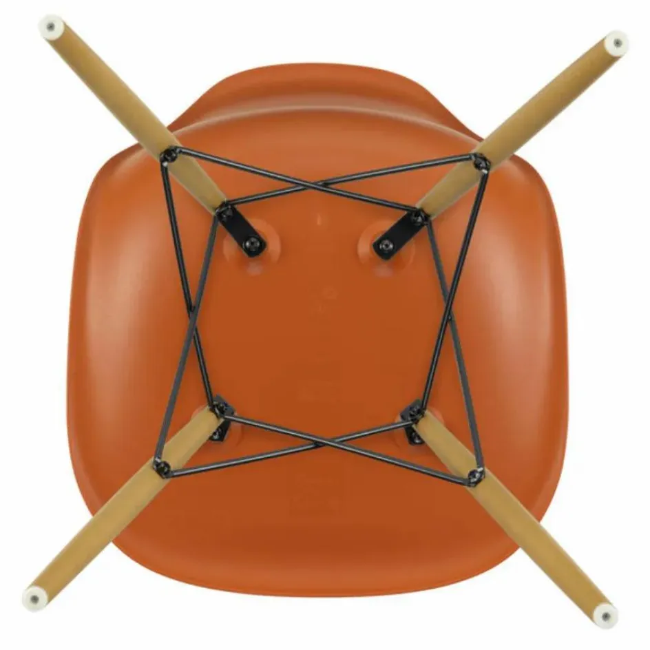 Clearance Vitra Chaise DSW plastic - piètement érable - Charles & Ray Eames | Orange Rouille