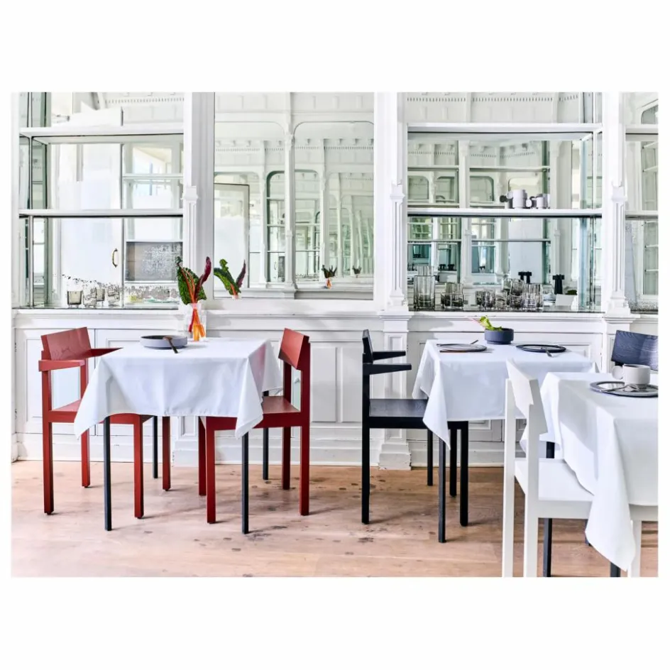 Chaise Silent avec accoudoirs - Big Game | Chaises, Tabourets, Bancs