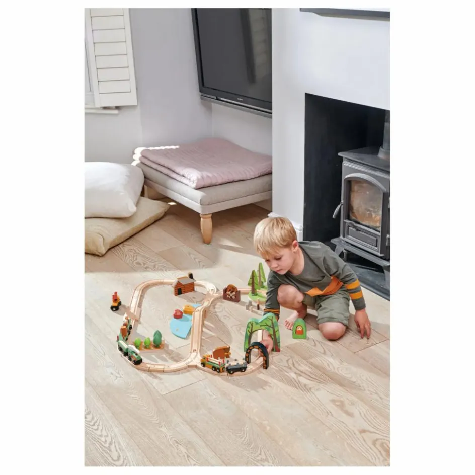 Best Circuit de trains Pins sauvages Garages, Circuits