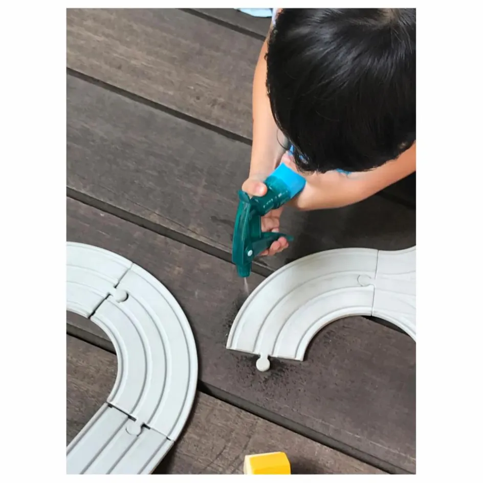 Plan Toys Garages, Circuits*Circuit en caoutchouc naturel et ses accessoires