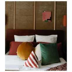 New The Socialite Family Coussin Bomboloni en velours | Jaune moutarde