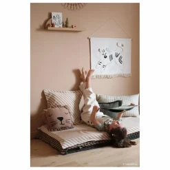 Nobodinoz Coussin brodé Lion ||Enfant Coussins|Coussins Enfant