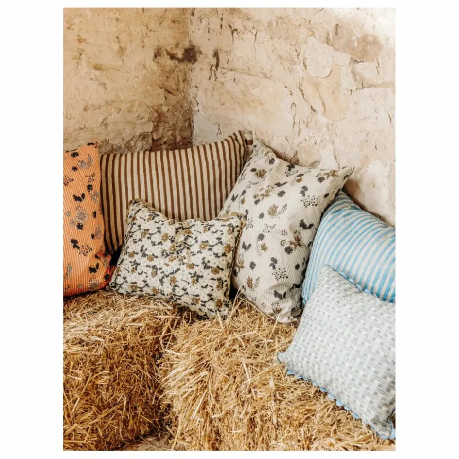 Le Monde Sauvage Coussin Nébuleuse || Coussins