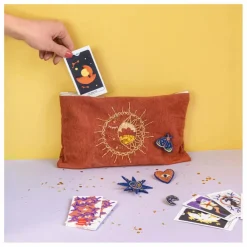 La Petite Épicerie DIY Mes Broderies Astro| Loisirs Créatifs