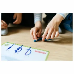 En Cavale Enquête par courrier - Science et magie| Jeux De Société|Jeux Éducatifs
