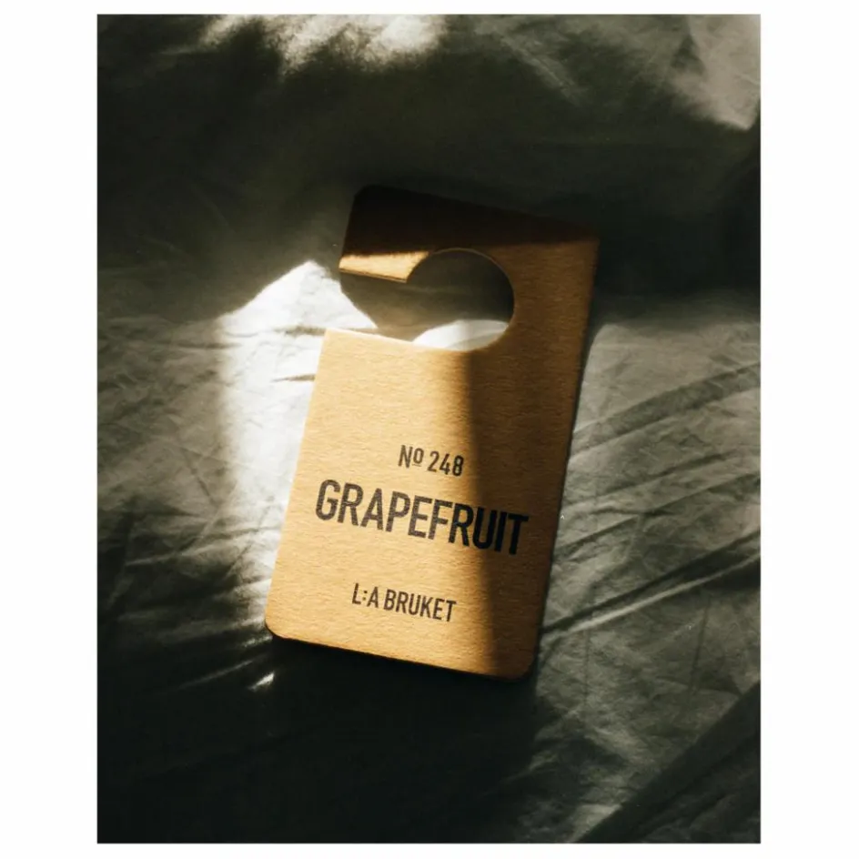 L:A BRUKET Etiquette parfumée Grapefruit 248|Homme Bougies, Senteurs|Bougies, Senteurs