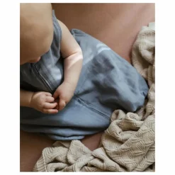 Online Mushie Gigoteuse légère en coton bio | Bleu