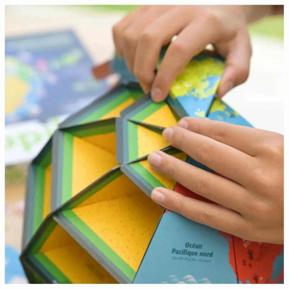 Outlet Poppik Globe à construire Drapeaux Multicolore