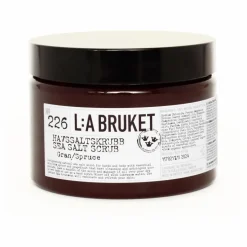 Sale L:A BRUKET Gommage corps au sel marin Épicéa 226 - 420g Non teinté