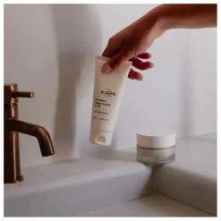 Alaena Lait solaire visage et corps SPF30 - 100 ml|Homme/Femme Soins Du Visage|Soins Du Corps