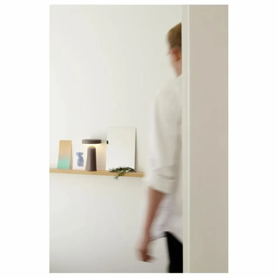 Muuto Lampe à poser Ease, Johan Van Hengel || Luminaires