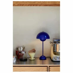 & Tradition Luminaires*Lampe à poser Flowerpot VP3, Verner Panton, 1969 |