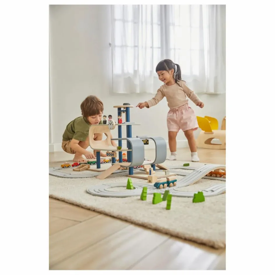 Plan Toys Ma grande gare en bois| Garages, Circuits
