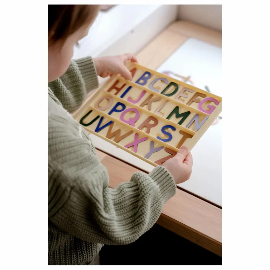 Hot Ma Cabane à rêves Magnets Petites Lettres Capitales Multicolore