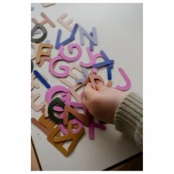 Hot Ma Cabane à rêves Magnets Petites Lettres Capitales Multicolore