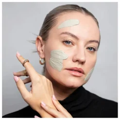 Clearance Antipodes Masque visage éclat à la boue volcanique Halo - 75 ml Non teinté
