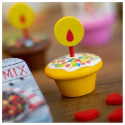 Erzi Cuisines, Marchandes*Muffins en bois avec bougies - Set de 3