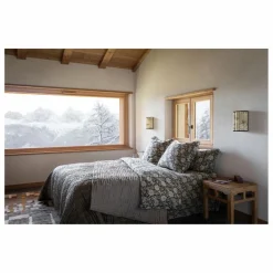 Le Monde Sauvage Linge De Lit*Plaid en soie Ritournelle