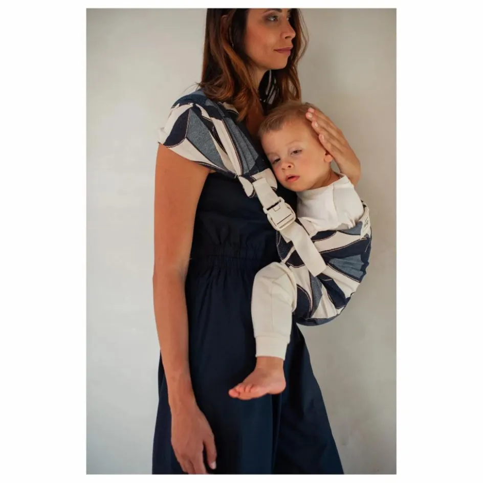 Discount Mama Hangs Porte-bébé Carry & Walk | Indigo