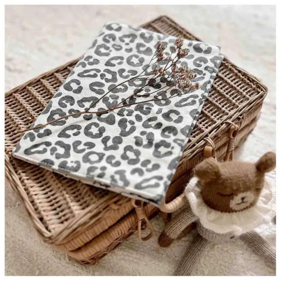 Sale Rose in April Protège carnet de santé Chloé Graou | Beige