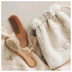 Outlet Gentil Coquelicot Set coiffure pour bébé et pochon sherpa Naturel