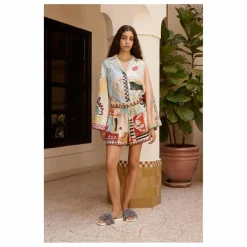 Femme Alémais Jupes, Shorts*Short Michelle Lin |