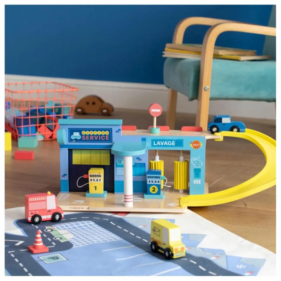 Moulin Roty Station service Avenue du Moulin| Garages, Circuits
