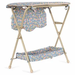 Konges Sløjd Table à langer pour poupée Rosie || Poupées