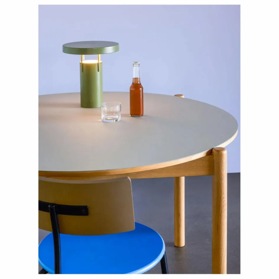 Discount Hübsch Table à manger ronde Oblique | Gris clair