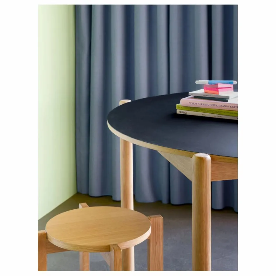 Hübsch Tables, Bureaux*Table à manger ronde Oblique |