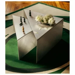 The Socialite Family Tables, Bureaux*Table basse gigogne Triangolo en brossé |