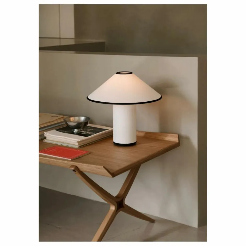 & Tradition Tables, Bureaux*Table basse X HM13, Hvidt & Mølgaard |