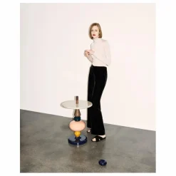Best Table d'appoint Shuffle en bois laquée - Mia Hamborg | Tables, Bureaux